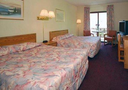 Carriage House Motor Inn 레이크플래시드 외부 사진